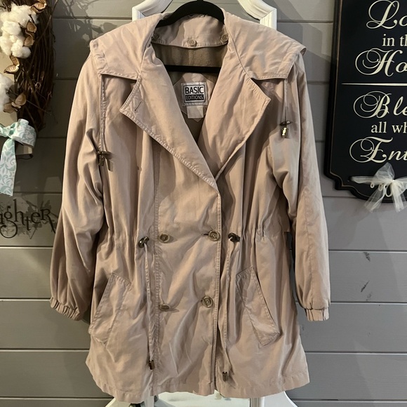 All Purpose Coat - Picture 3 of 12